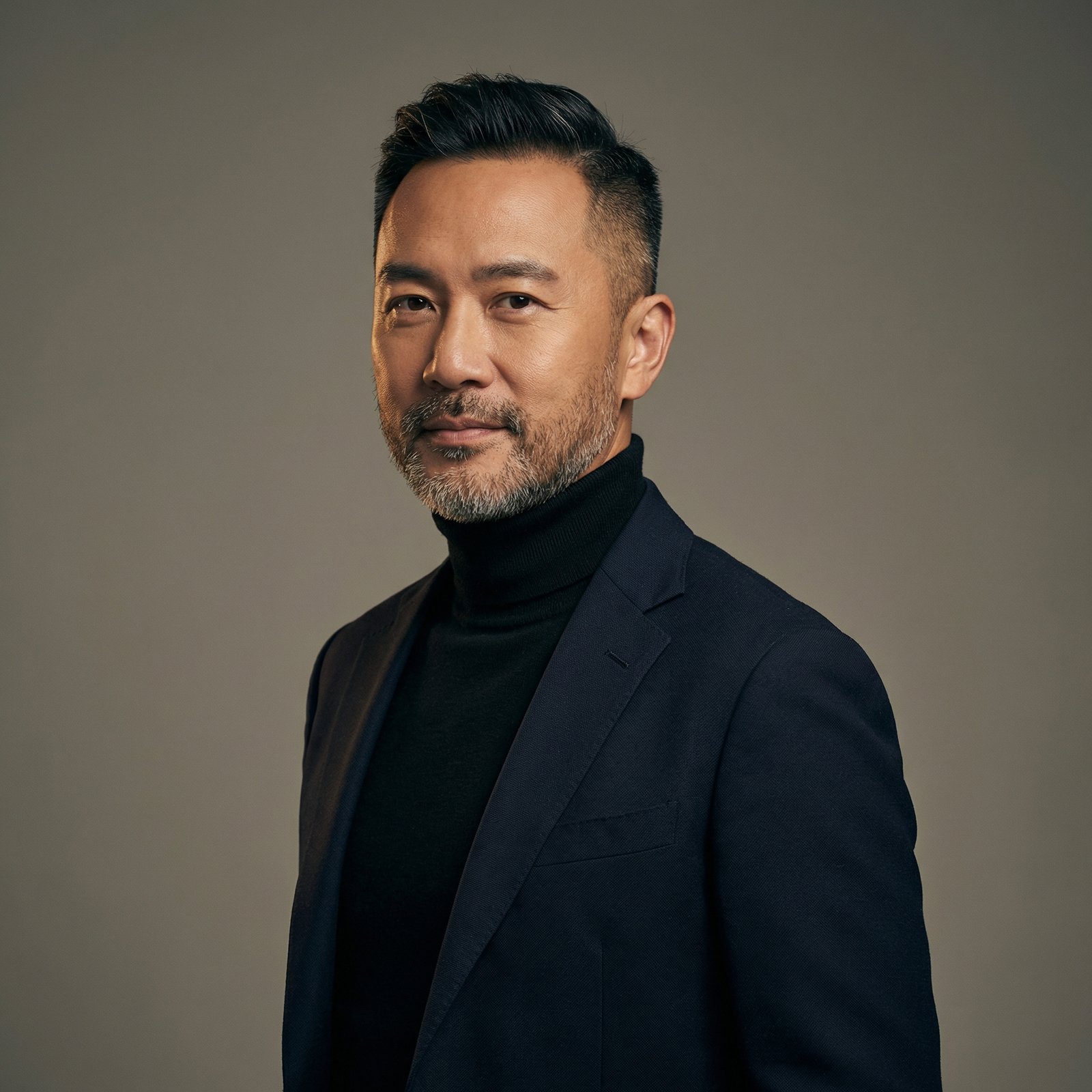 蜜桃传媒首席导演陈锐